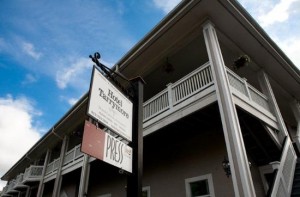 hotel-tarrymore