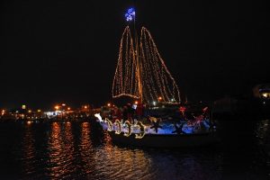 island-of-lights-christmas-flotilla